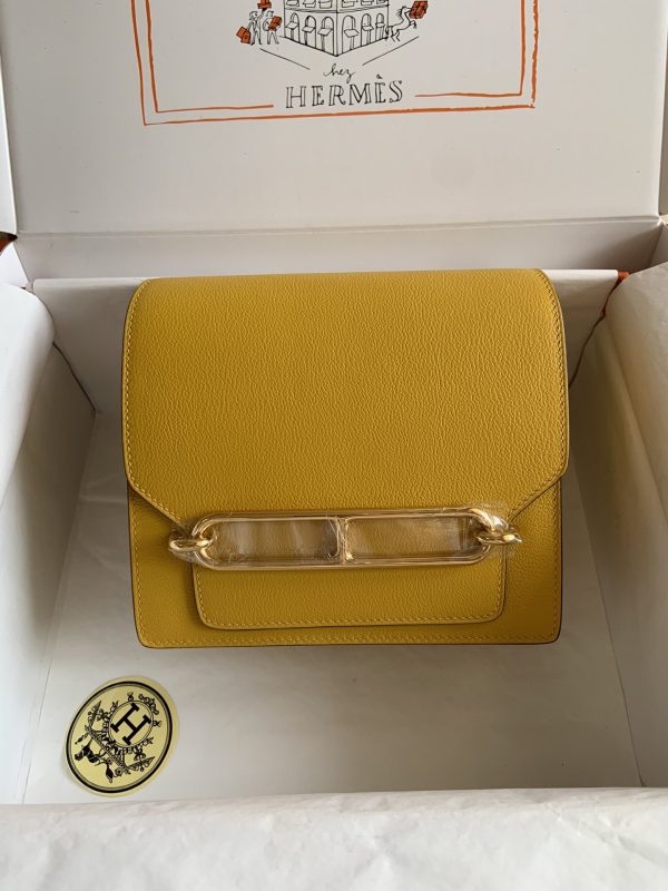Hermès Roulis 19cm in Ambergelb - 1:1 Replica mit Echtem Leder & Spiegelqualität 1071838659 - front view | Hermès